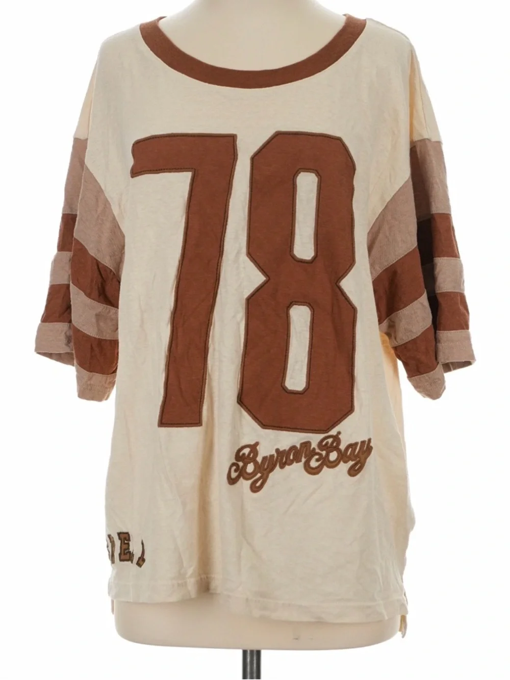 RARE Spell and the Gypsy Collective Homecoming oversized biker tee
Size Small - Picture 6 of 13